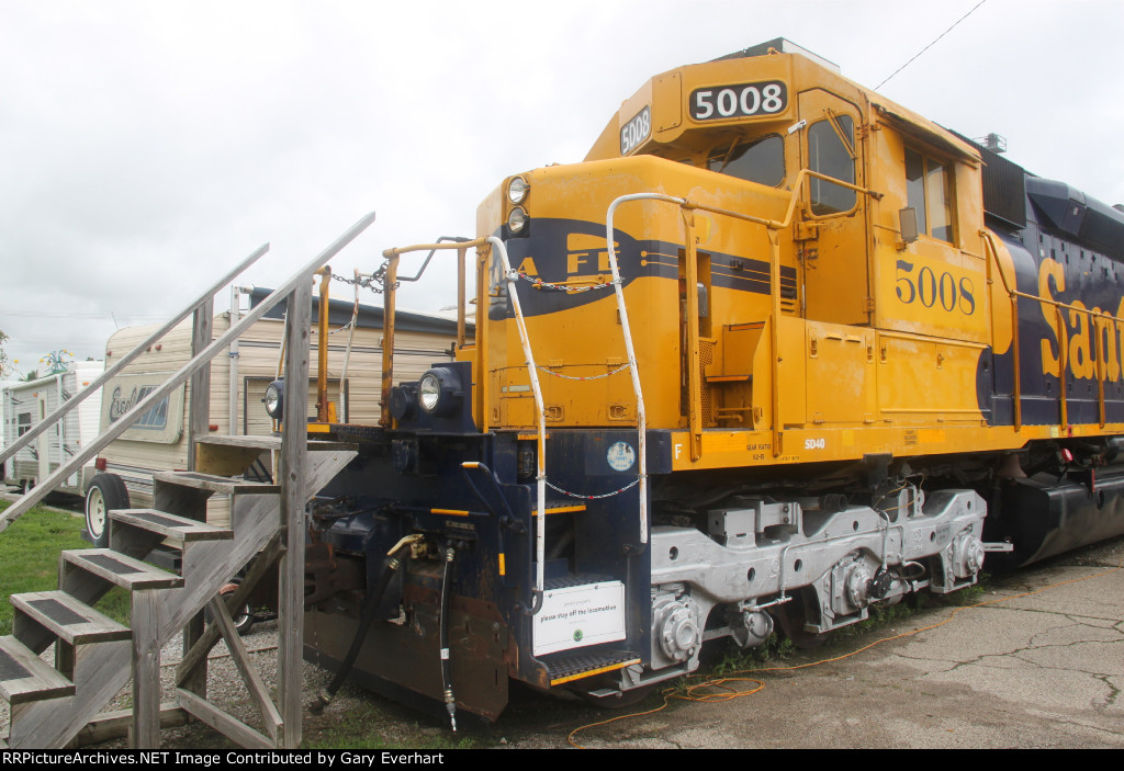 ATSF SD40 #5008 on Display